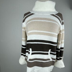 NWT Passports Turtleneck Sweater 